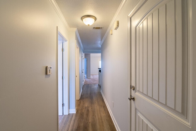 Photo - 310 Connor Cir Townhome