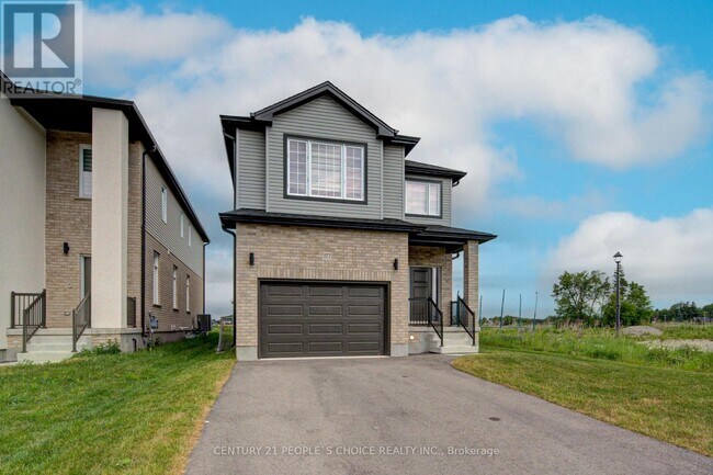 Photo - 377 Bradshaw Dr