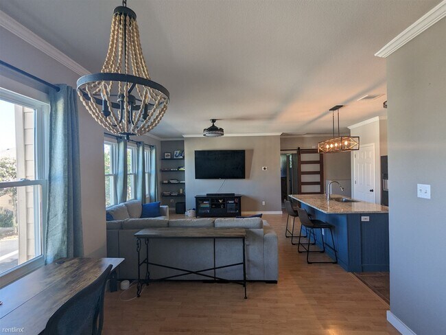 Photo - 2 br, 2 bath Condo - 7501 Shadowridge Run 135