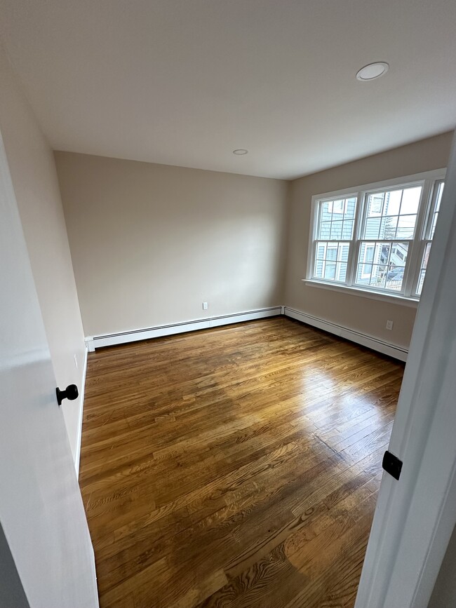 Photo - 23 Allview Ave