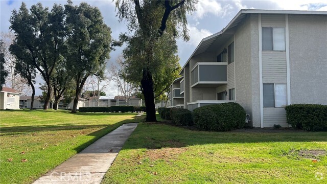 Building Photo - 26200 Redlands Blvd Unit 41 Rental