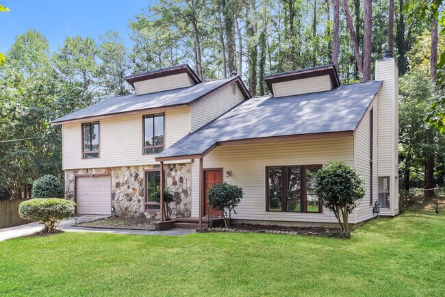 Photo - 6740 Creekmoor Ln