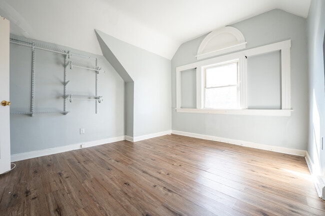 Photo - 540 Laurel Ave