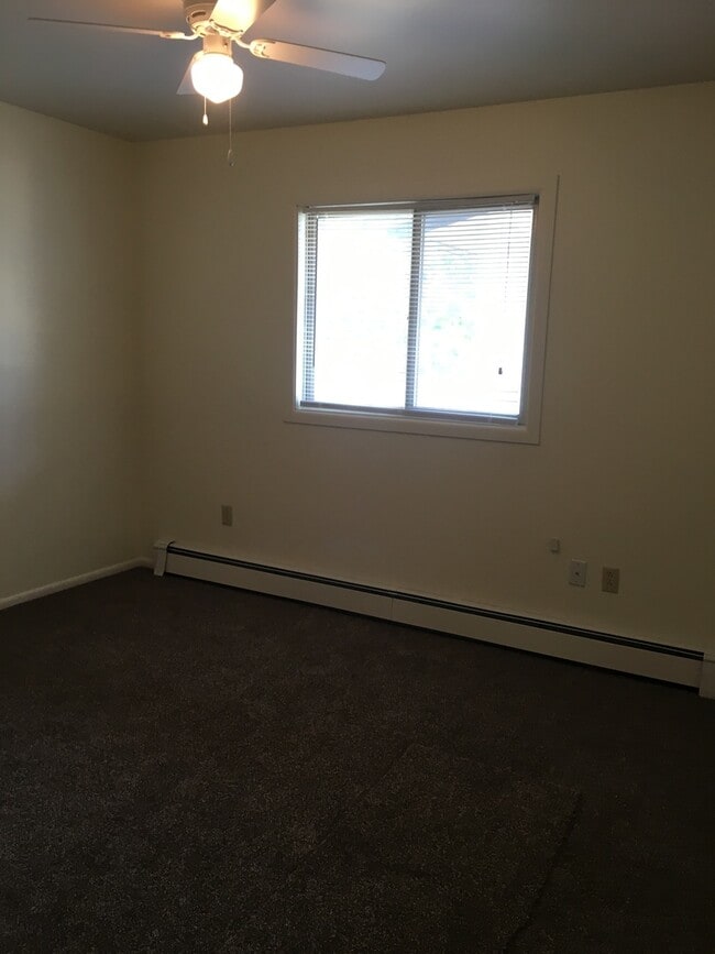 Photo - 3 Bedroom 1 Bathroom Duplex