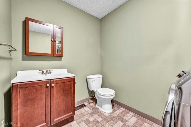 Photo - 2013 W 19th St