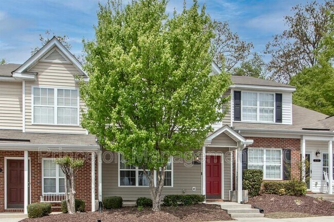 Photo - 137 Lynch Cir