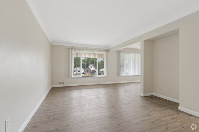 2BR, 1BA - 850SF - Living Room