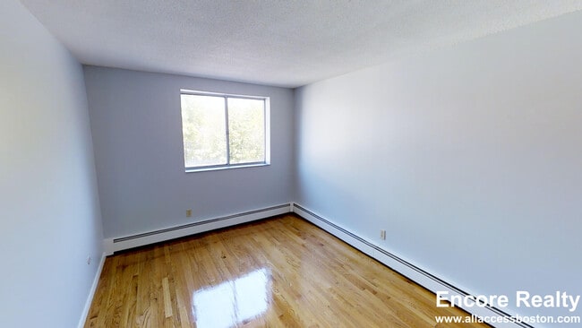 Photo - 14 Murdock St Unit 2-5