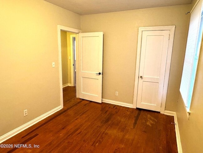 Photo - 3336 Green St