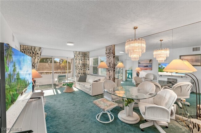 Photo - 5 High Point Cir W Unit 301