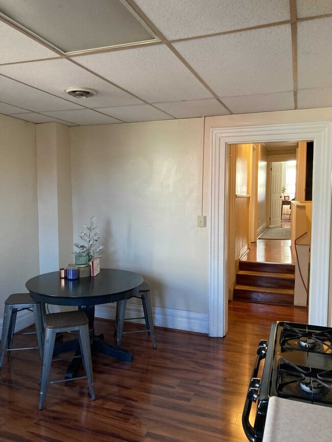 Cocina para comer - 173 36th St Unidad 2