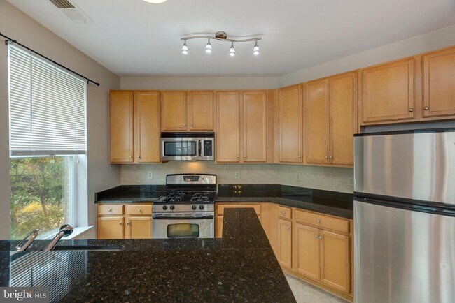 Photo - 2665 Prosperity Ave Unit 254