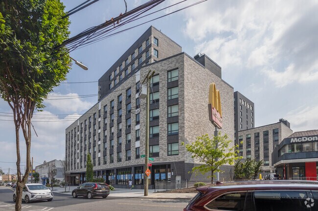 The Pearl - The Pearl Apartments