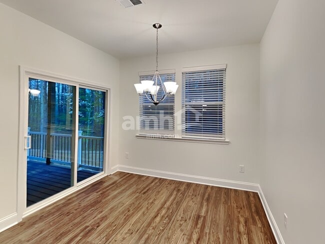 Photo - 728 Callan Ct