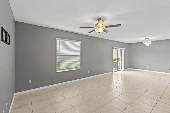 Photo - 16671 Kingman Reef St