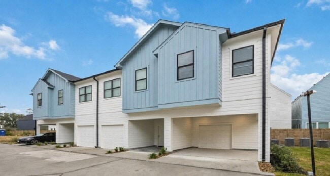 Building Photo - 4604 Indie Hts Ln