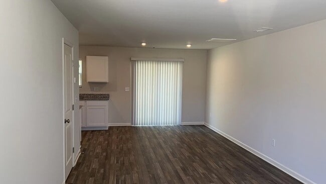 Photo - Charming single family house!3bedrooms, 3b...