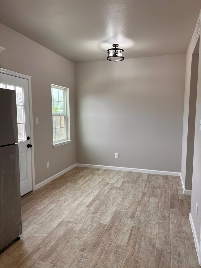 Photo - 111 Rockwell Way Unit A