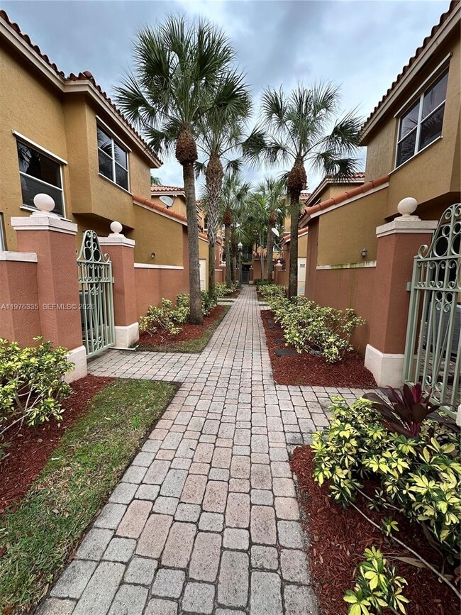 Photo - 745 SW 107th Ave
