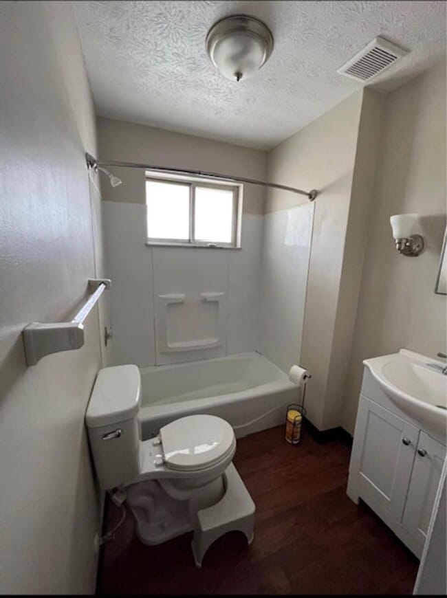 Photo - 1517 Washington St E Unit C