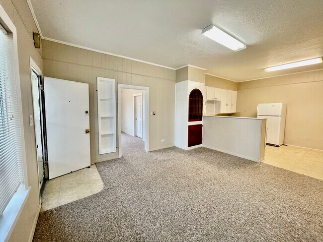 Photo - 719 N 13th St