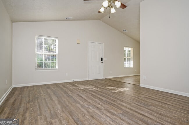 Photo - 546 Forest Hill Dr