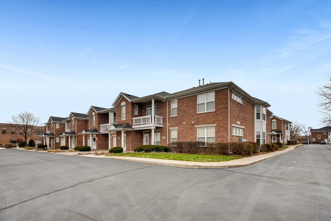 Photo - Lincolnshire Court