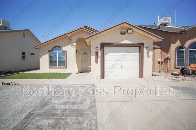 Building Photo - 3717 Tierra Zafiro Dr