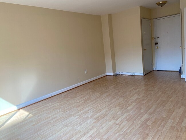 Photo - 1021 Arlington Blvd Unit 715