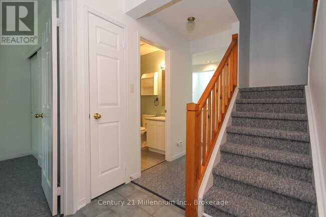 Photo - 146 Settlers Way