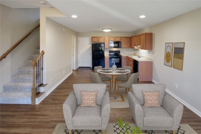 Photo - 312 Starwood Dr