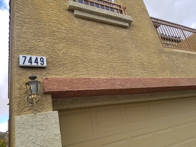 Photo - 7449 Corcoran St