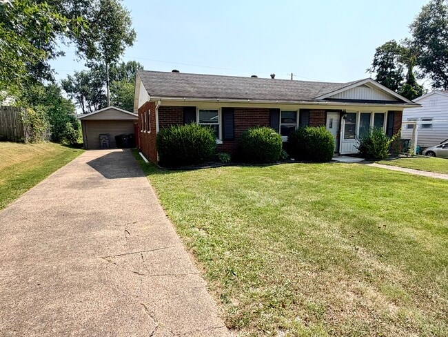 Photo - 300 North Park Dr