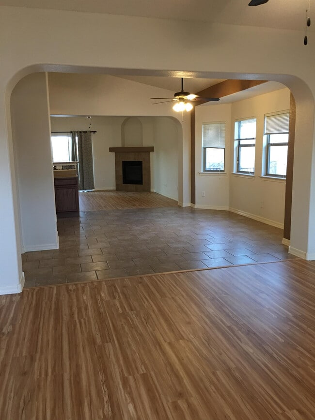 Photo - 14345 Apache Point Dr