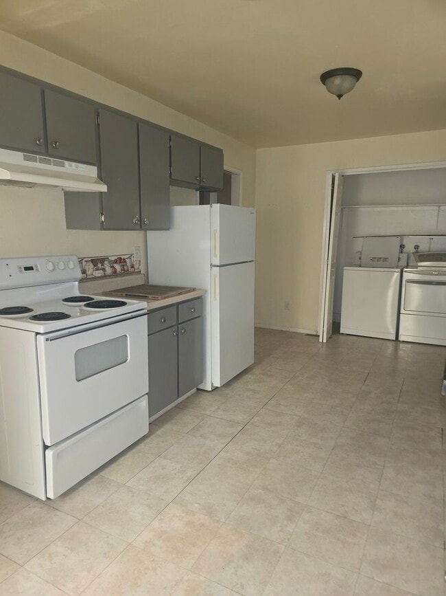Photo - 1821 Modoc St