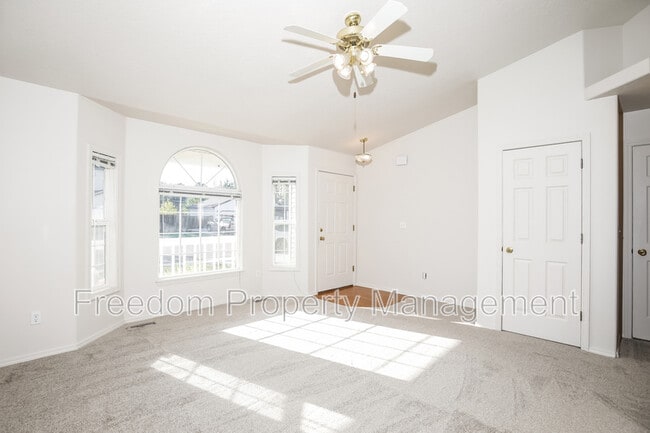 Photo - 2135 S Crimson Rose Way