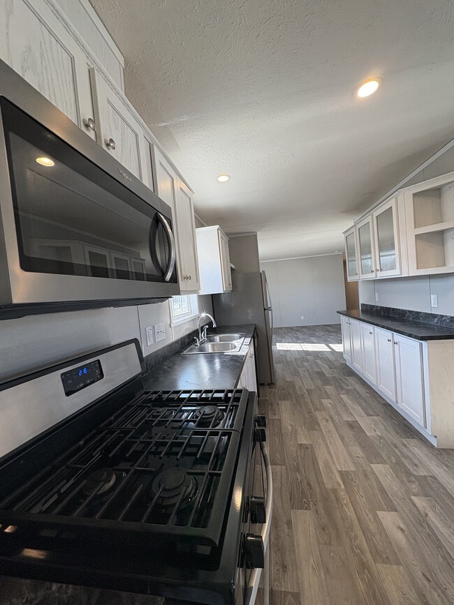 Photo - 342 Basket Branch