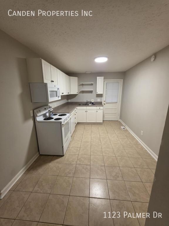 Photo - 1123 Palmer Dr