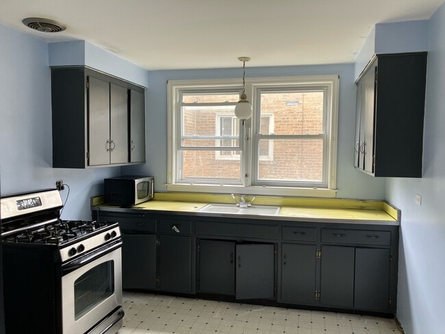 Photo - 2636 W Balmoral Ave Unidad 2W