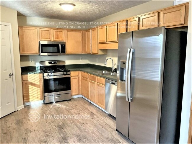 Photo - 240 Blake Dr