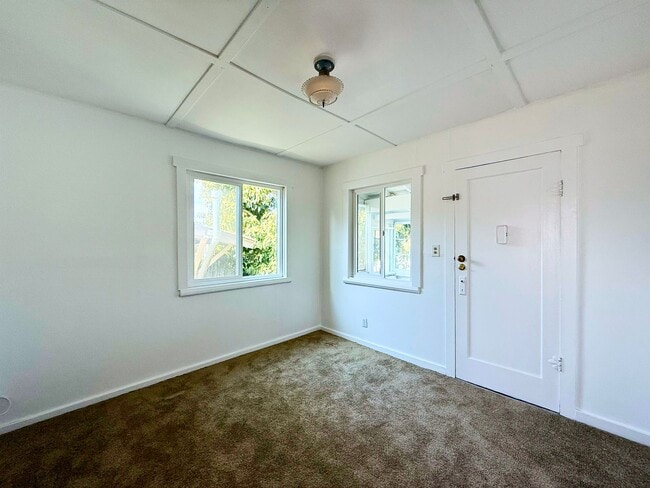 Photo - Welcome to your beautiful beach cottage, perfectly situated in Ocean Beach!