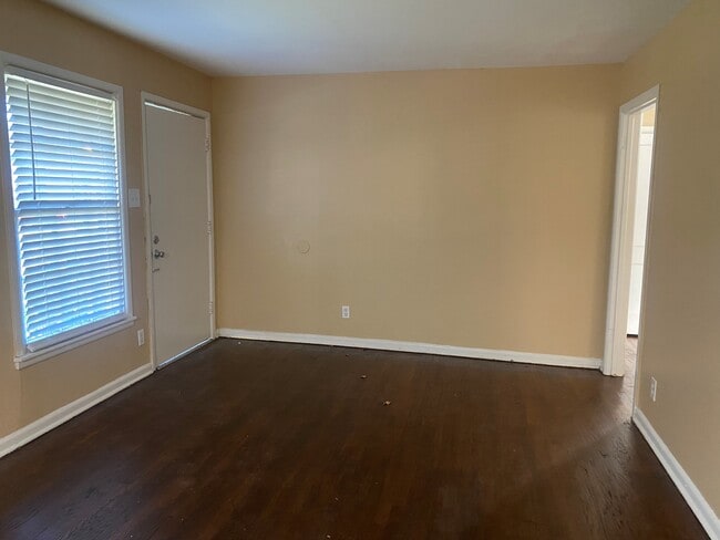 Photo - 10421 Desdemona Dr