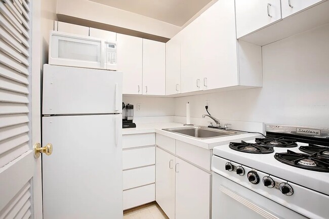 25 W 13th St Unit 7KS