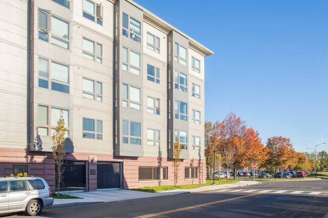 Photo - The Point @180