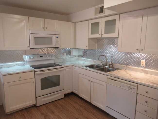 Photo - 1511 25th St