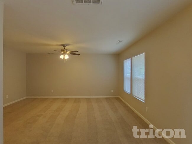 Photo - 621 Buckskin Rd