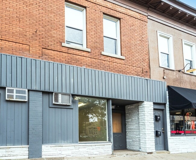 Building Photo - 2401 Dupont Ave S