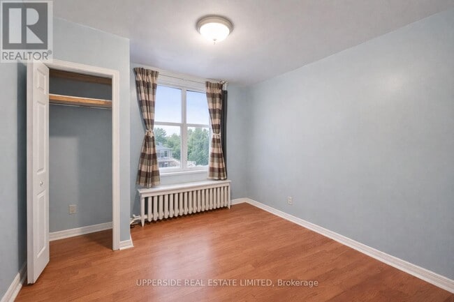 Photo - 16 Strathmore Blvd