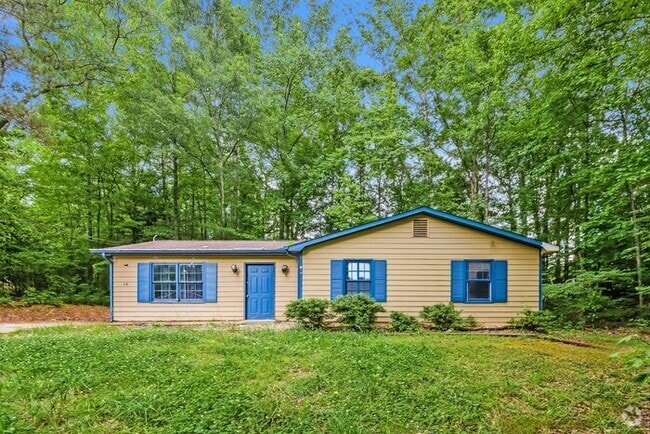Building Photo - 15 Arbacoochee Rd Rental