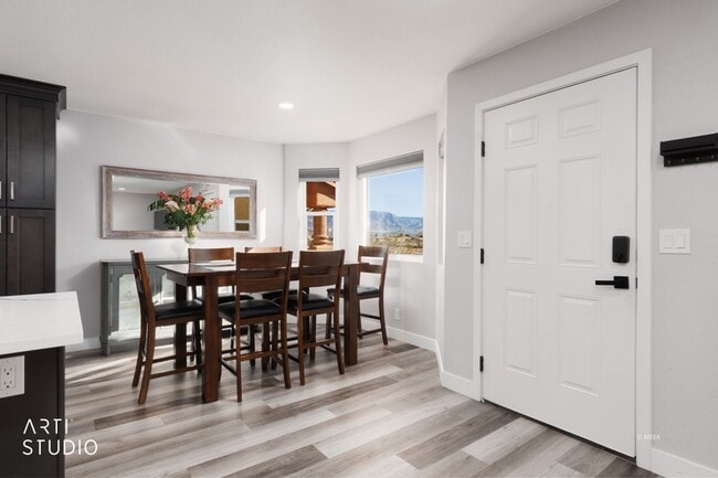 Photo - 801 Mesquite Springs Dr